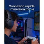 Casque Soundcore Q20i connecté à un ordinateur et à un téléphone