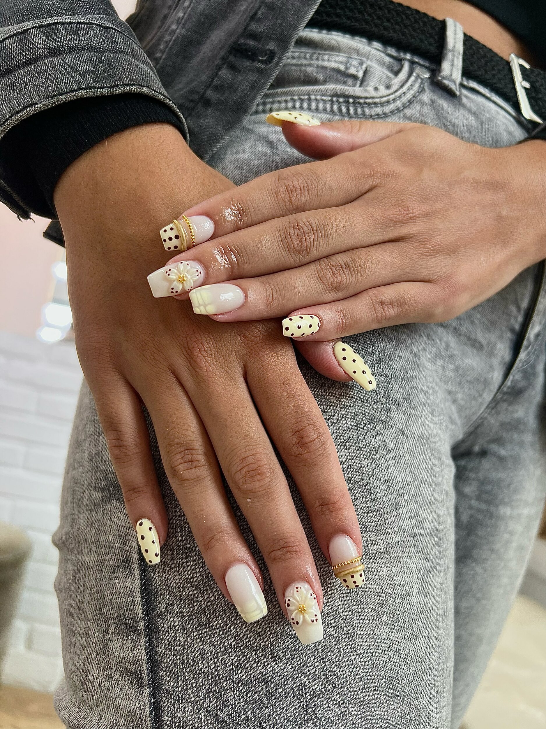 Extensions en gel réalisées chez ÉCI Nails