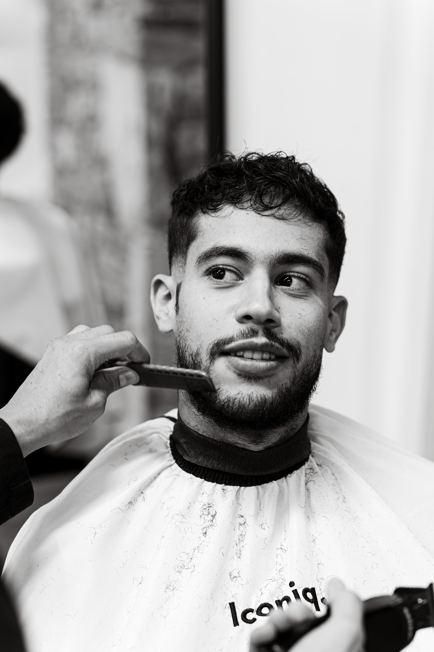 Taille de barbe au rasoir chez ICONIQ