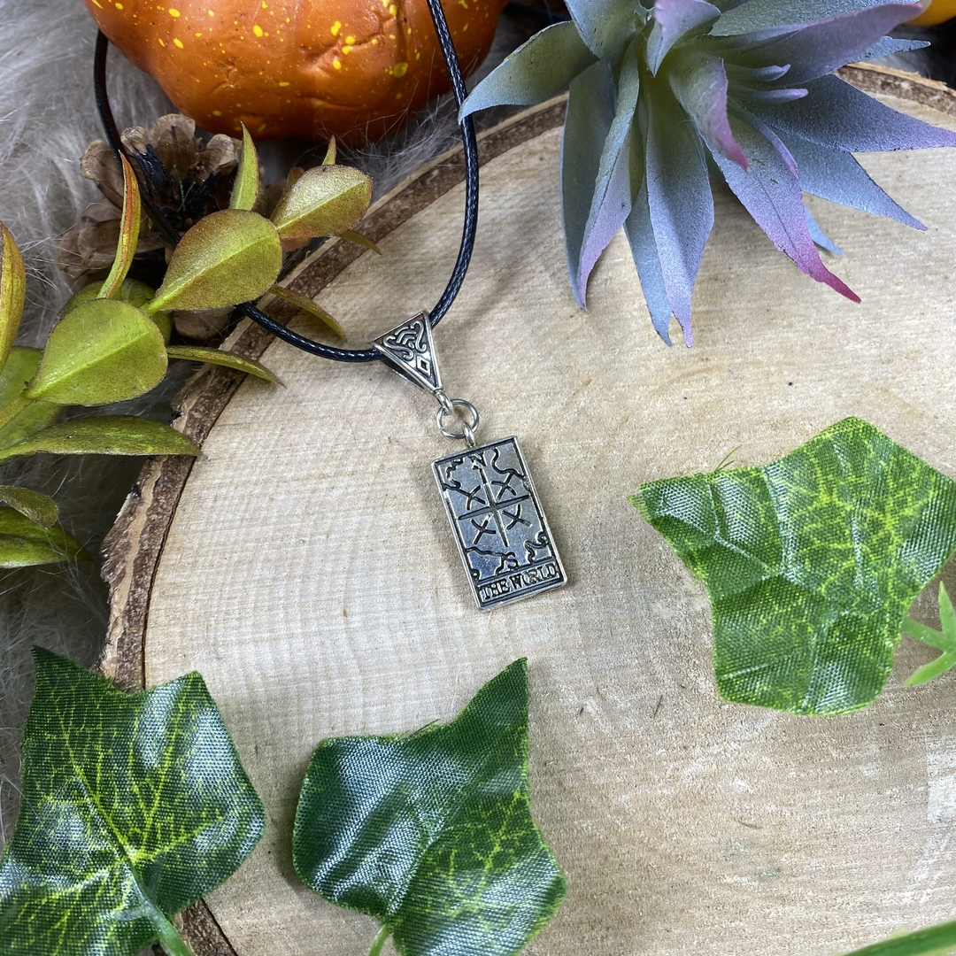 Collier Pendentif Tarot – Métal – Symbole œil Et Roue Du Destin – Bijou Spirituel Pour Méditation, Collection, Cadeau Femme