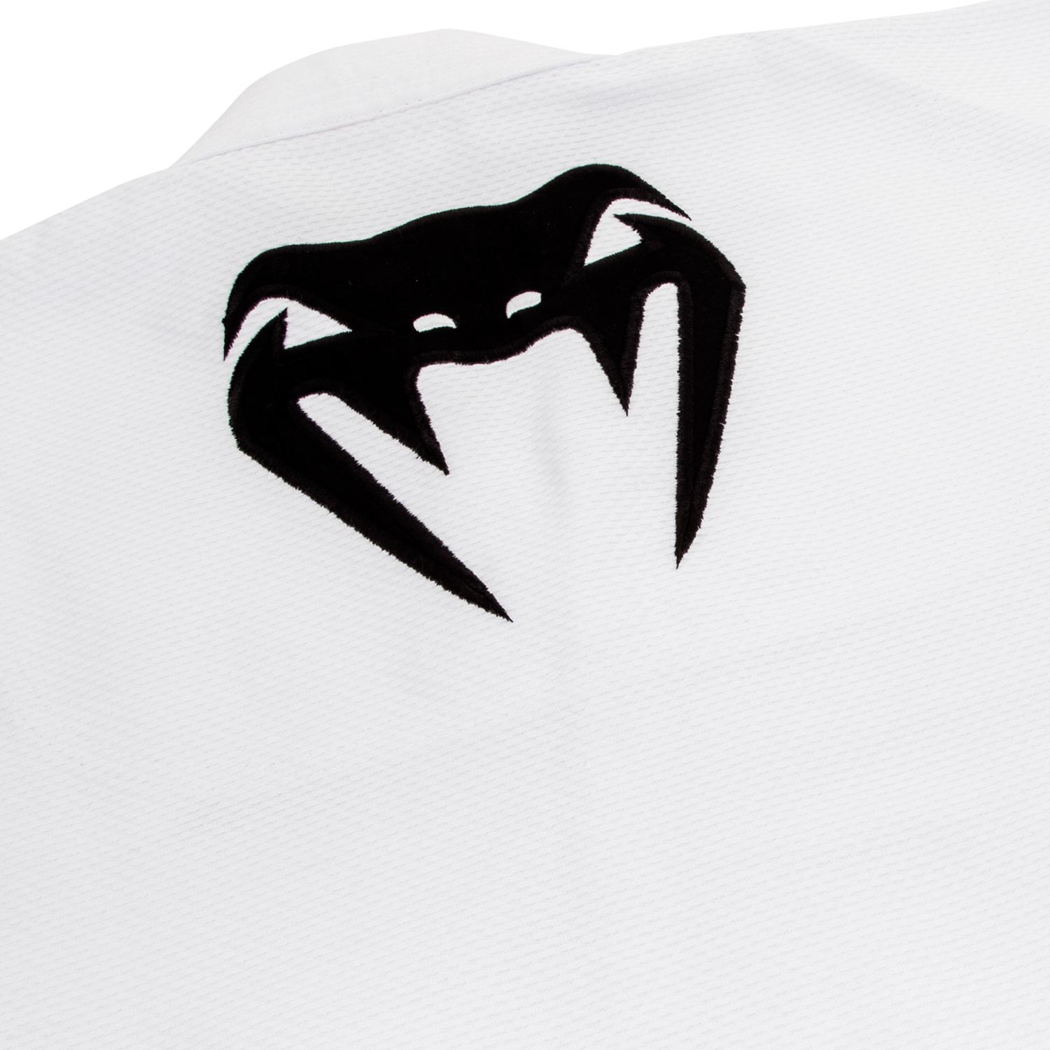 kimono_jjb_blanc_venum_contenders_6