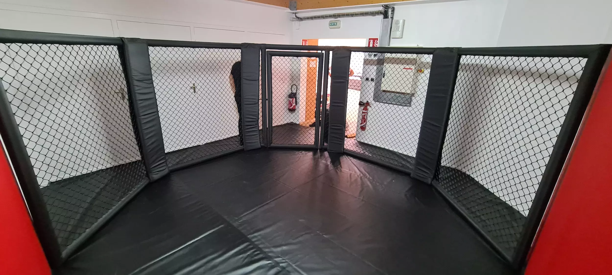 demi-cage-de-mma