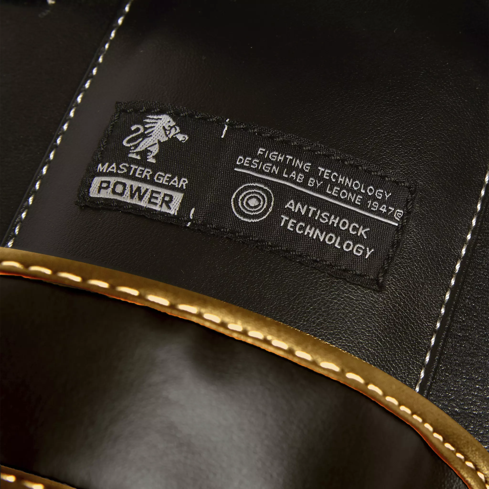pao-cuir-leone-power-line-noir-gold-GM420