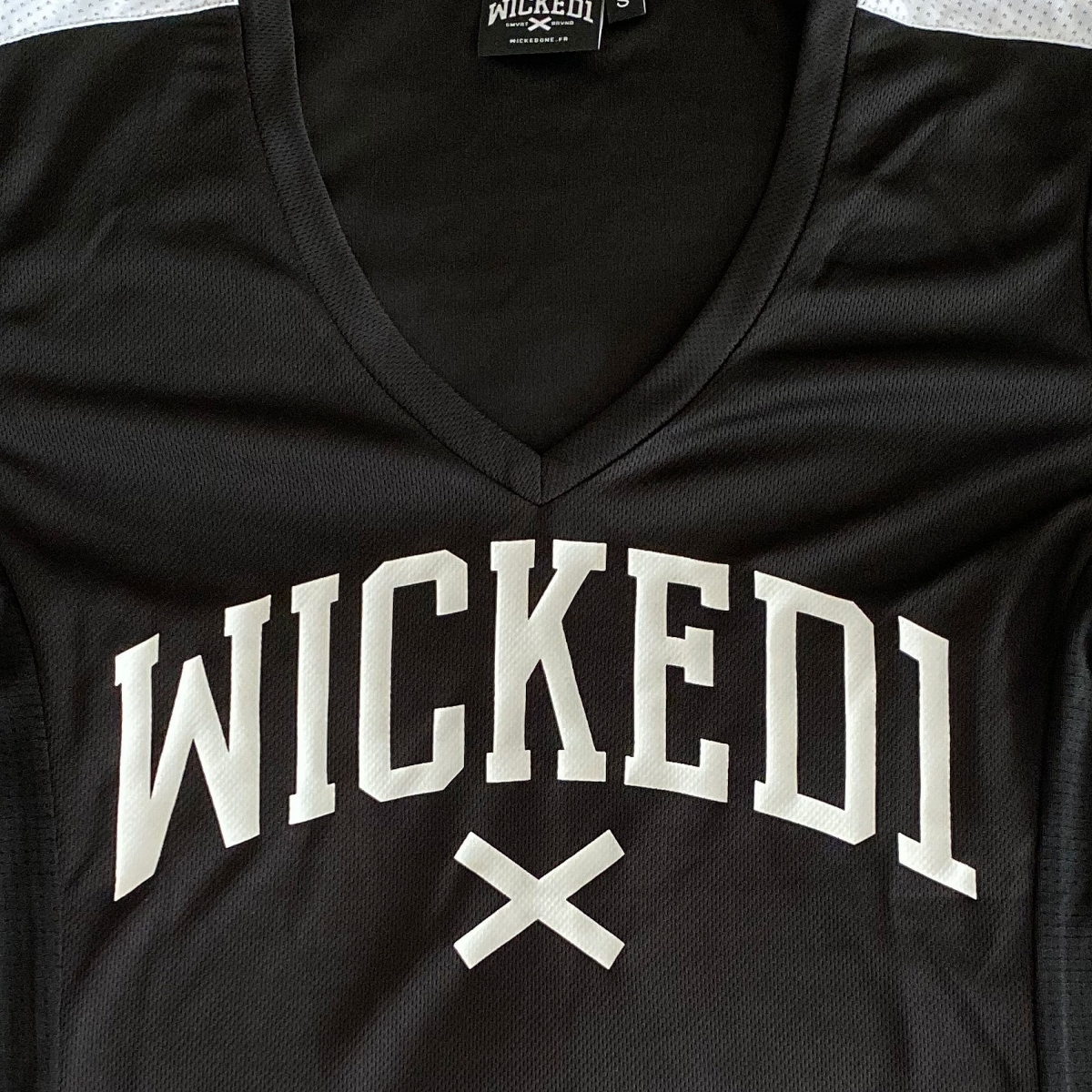 tshirt-femme-wicked-one-elite