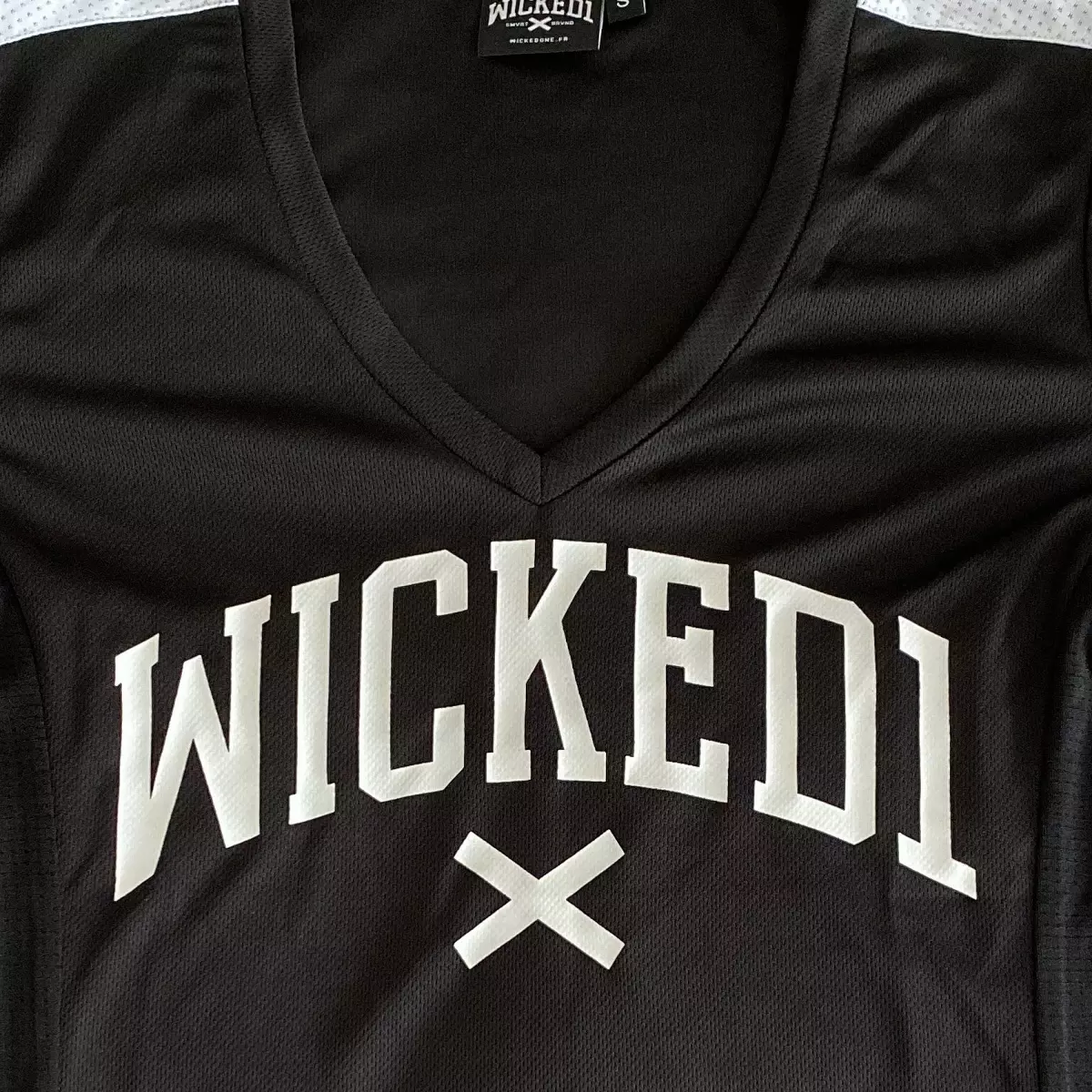 tshirt-femme-wicked-one-elite