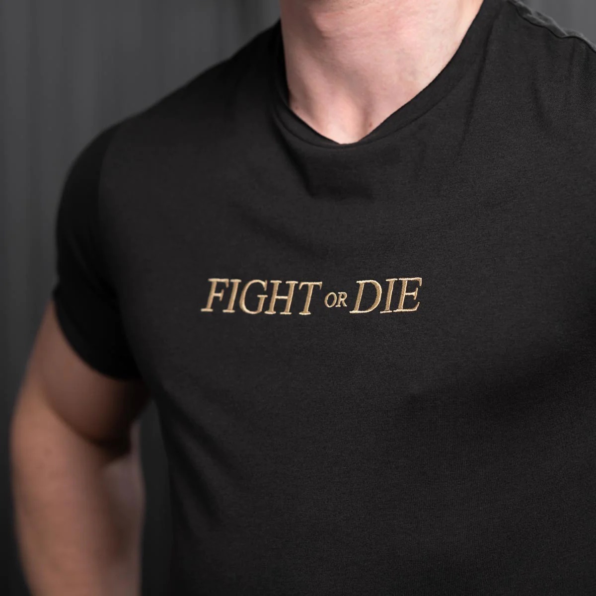 t-shirt-phantom-athletic-fight-or-die-noir-1