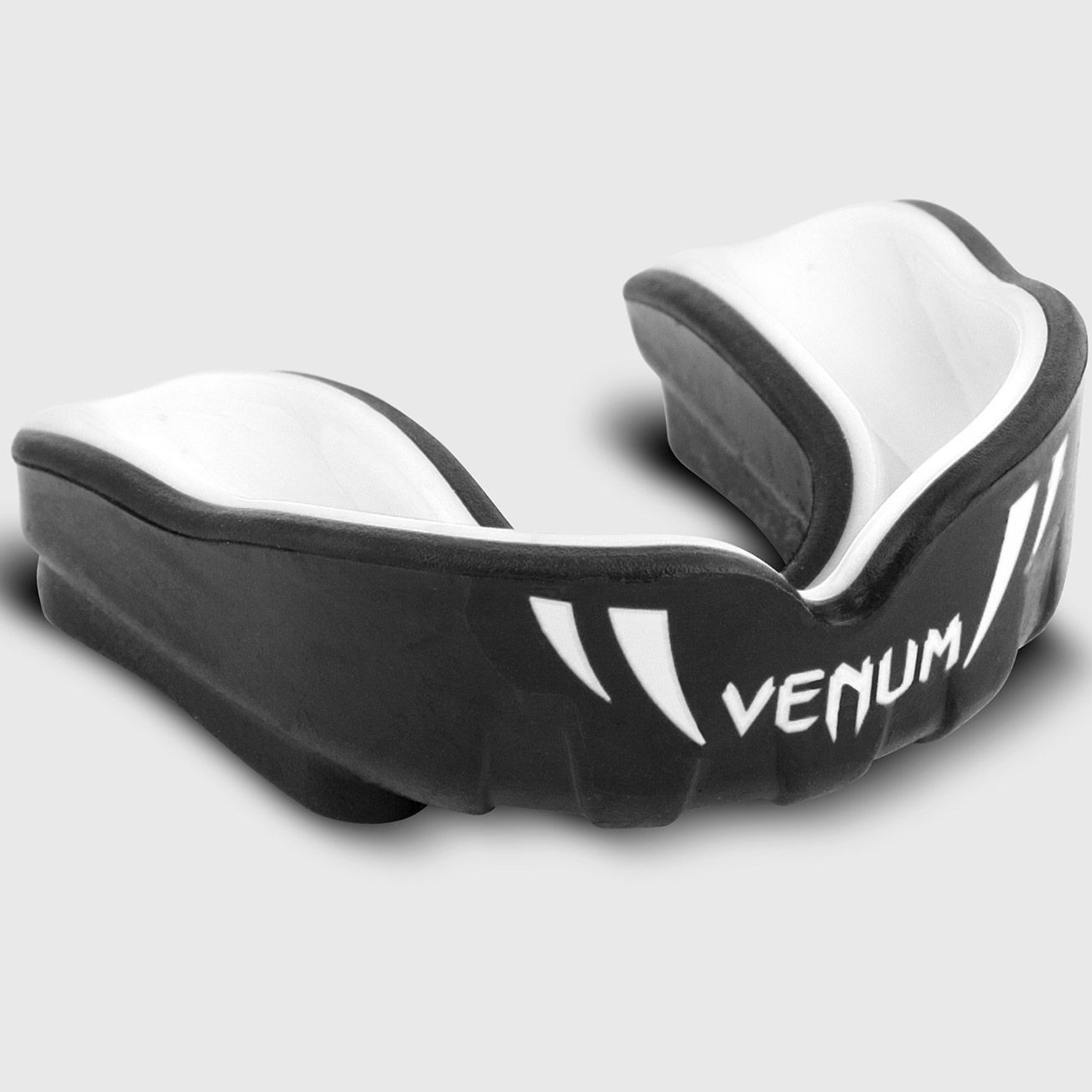 Venum Predator Protège-dents ( blanc / noir ) Boxe MMA kickboxing sport de  combat à prix pas cher