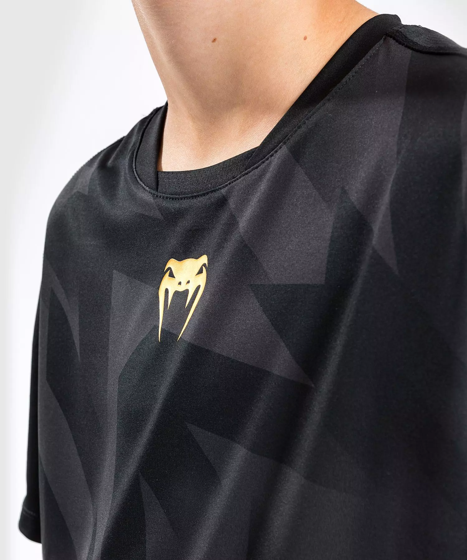 tee-shirt-enfant-venum-razor-noir-or