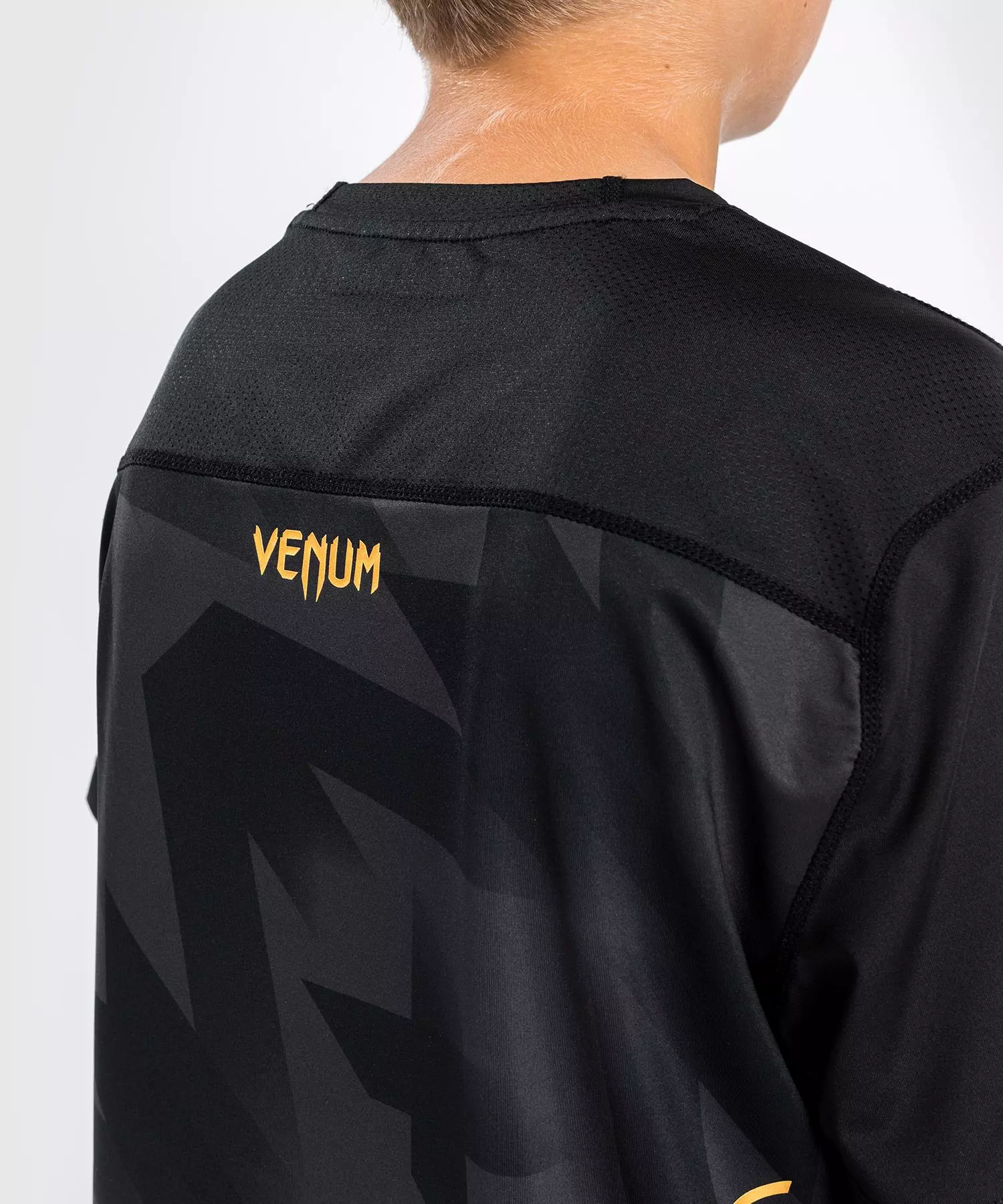tee-shirt-enfant-venum