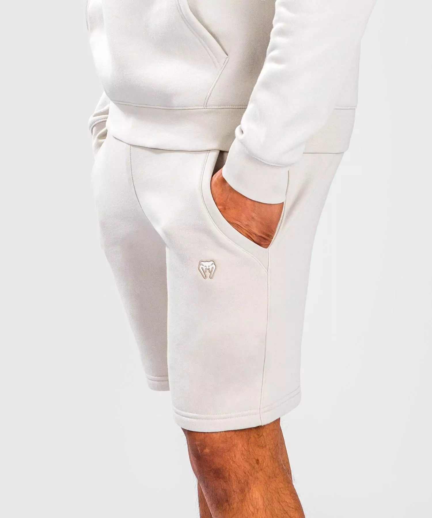 short-venum-beige-silent