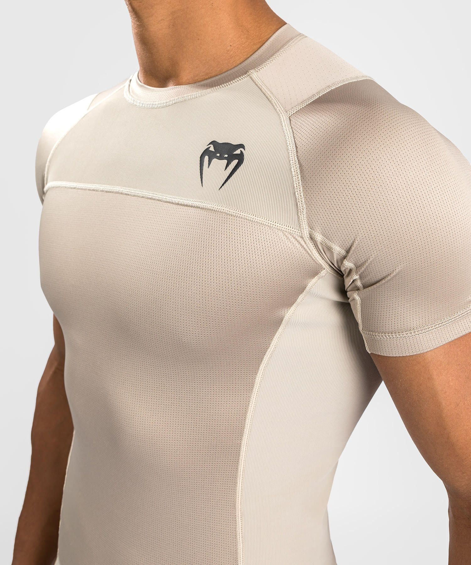 rashguard-g-fit-venum-air-beige