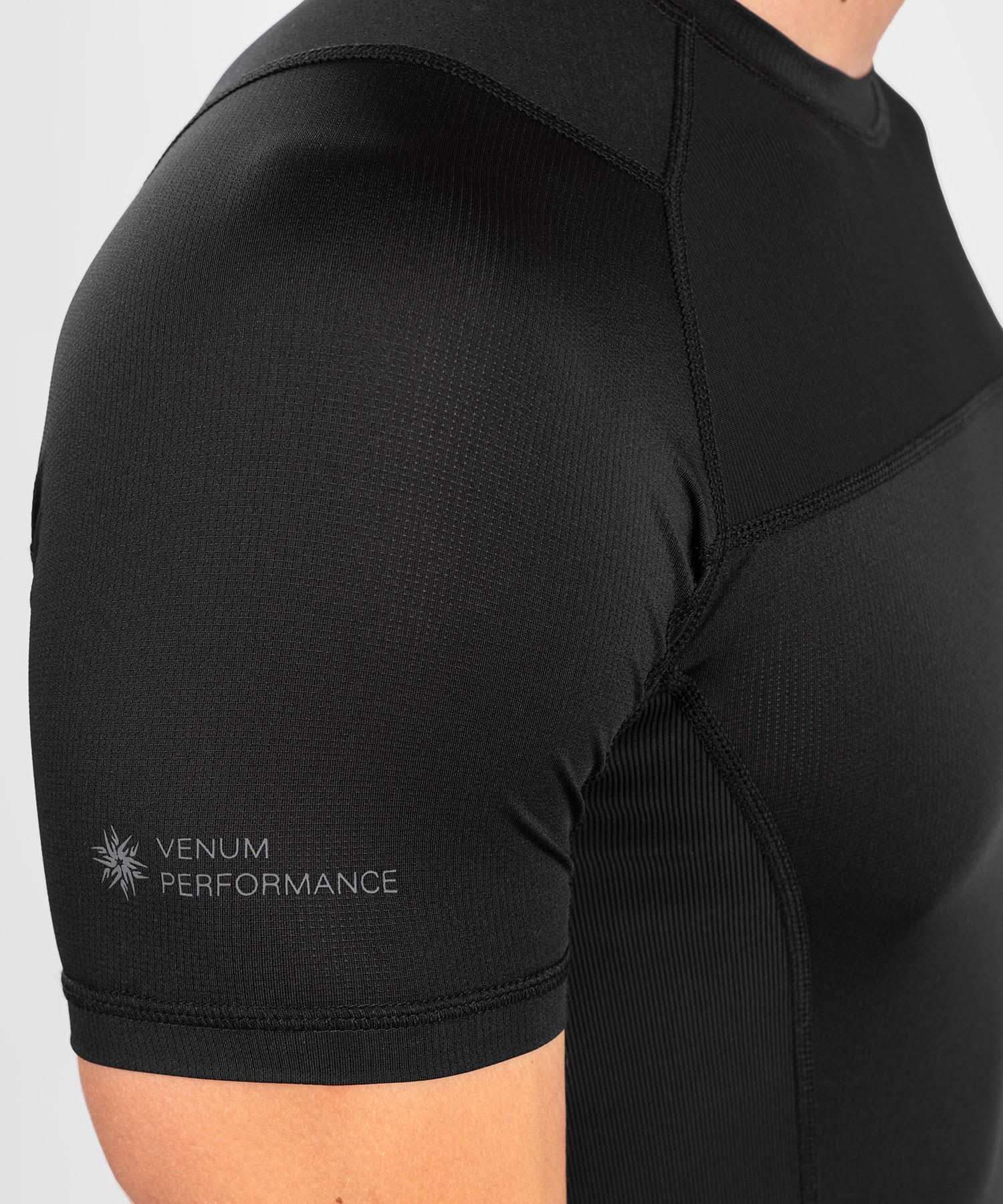 rashguard-venum-g-fit-air-noir-homme