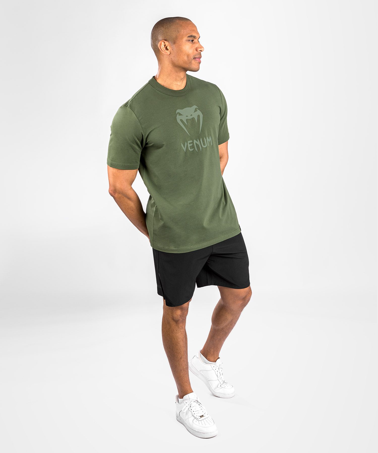 tee-shirt-venum-classique-vert