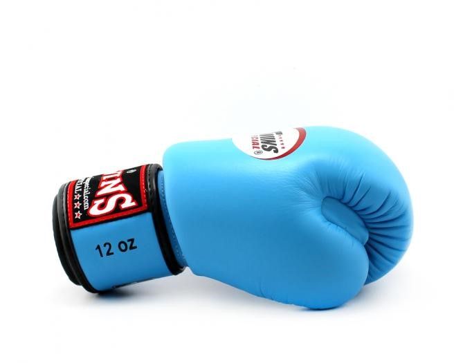 gant-de-boxe-twins-bleu-clair