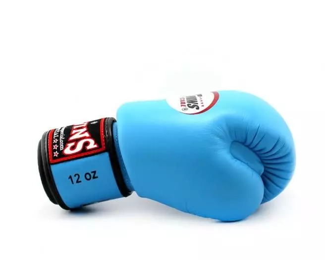 gant-de-boxe-twins-bleu-clair