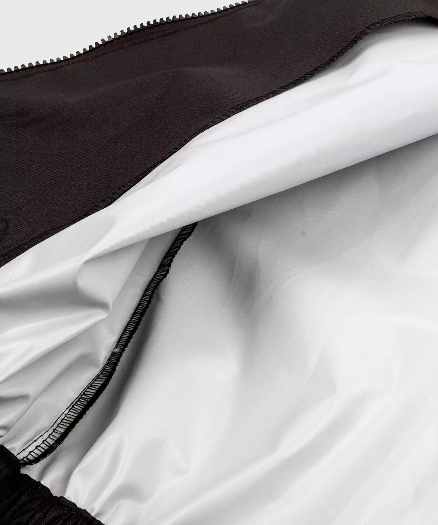 combinaison-sudation-venum-noir-giant