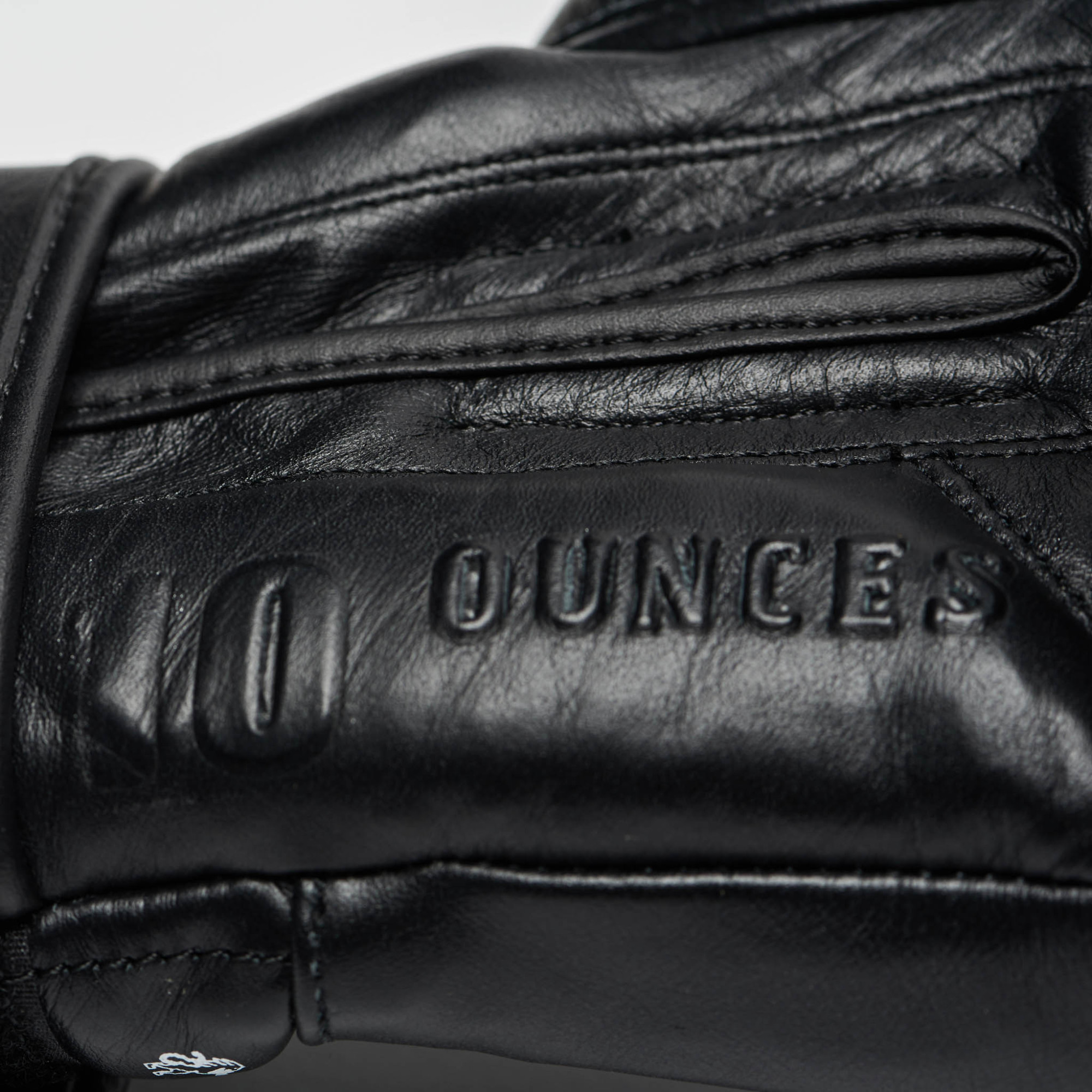 gants-de-boxe-the-greatest-noir-leone