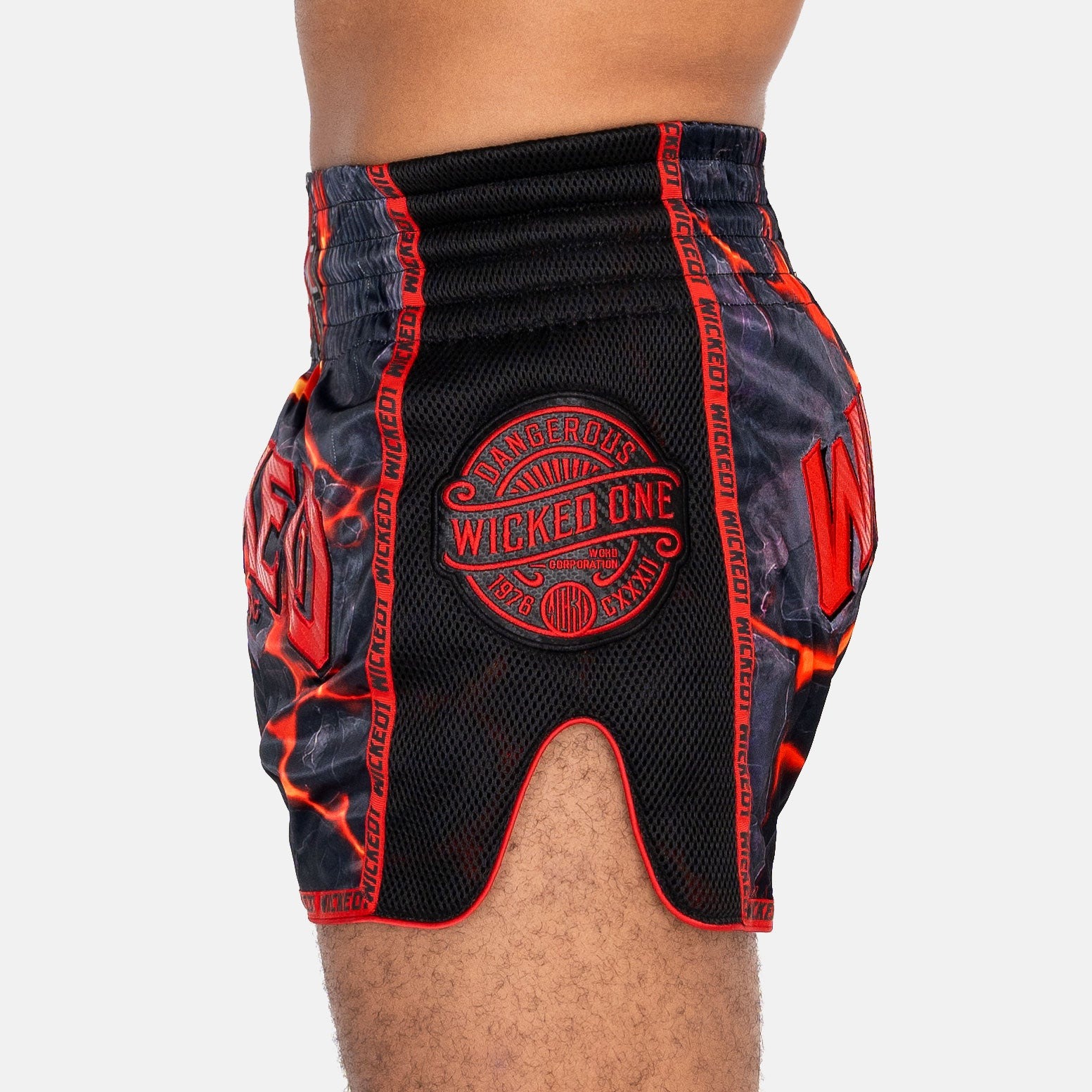 fightshort-kick-magma-wicked-one