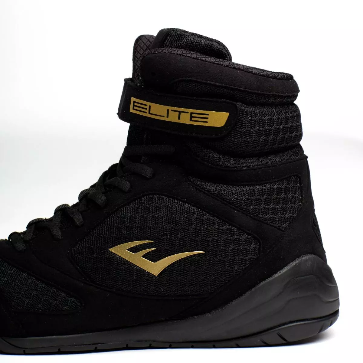 chaussure-de-boxe-anglaise-everlast-elite-noir-or