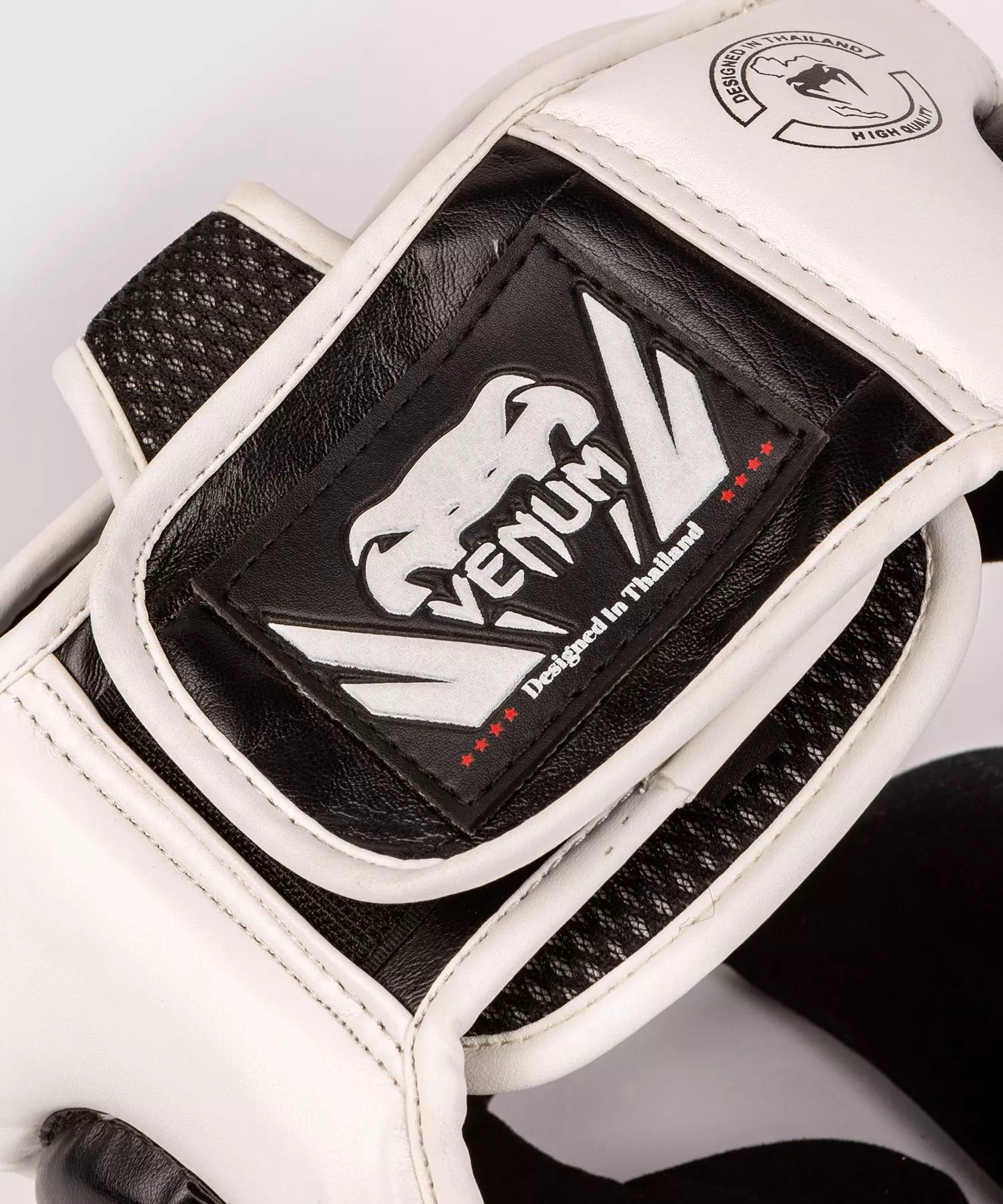 casque-pour-la-boxe-challenger-kid-venum-noir-blanc