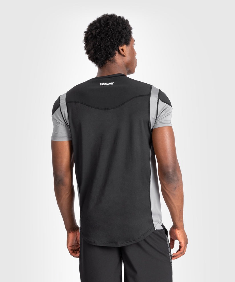 t-shirt-dry-tech-manche-courtes-homme-venum-tempest-noir-gris