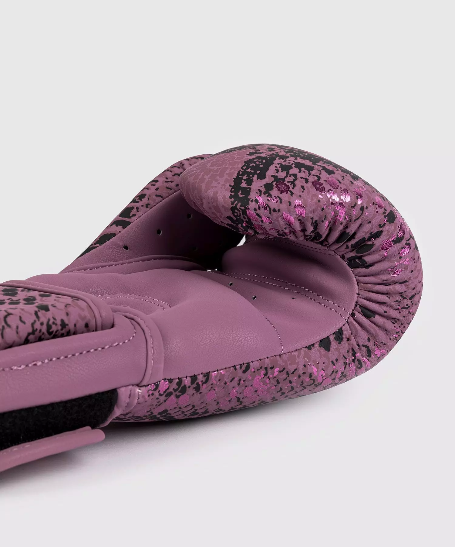gants-de-boxe-venum-violet-amazonia