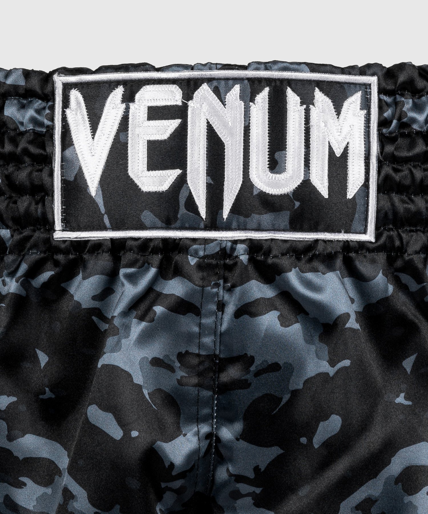 short-de-thai-dark-camo-venum