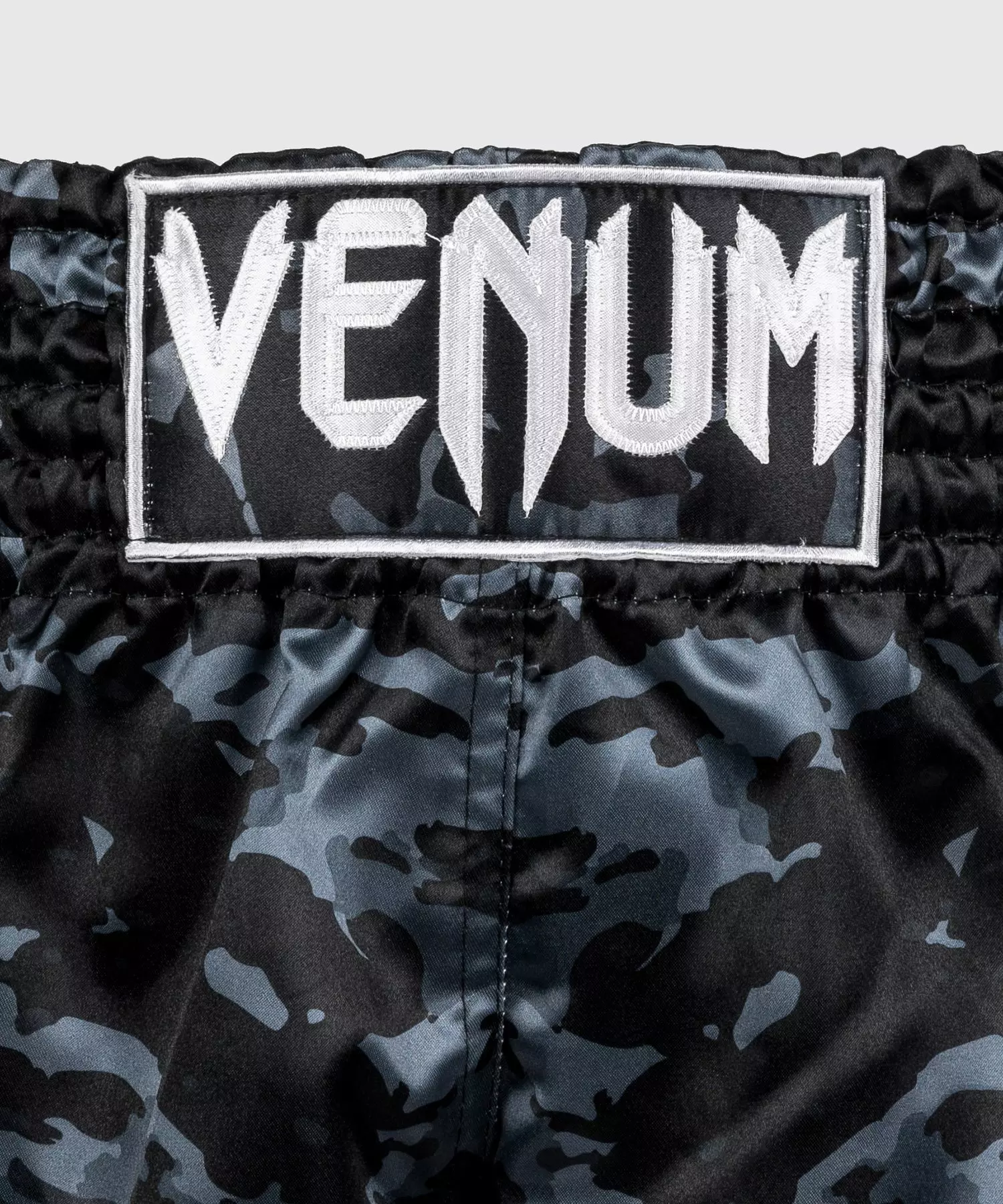 short-de-thai-dark-camo-venum