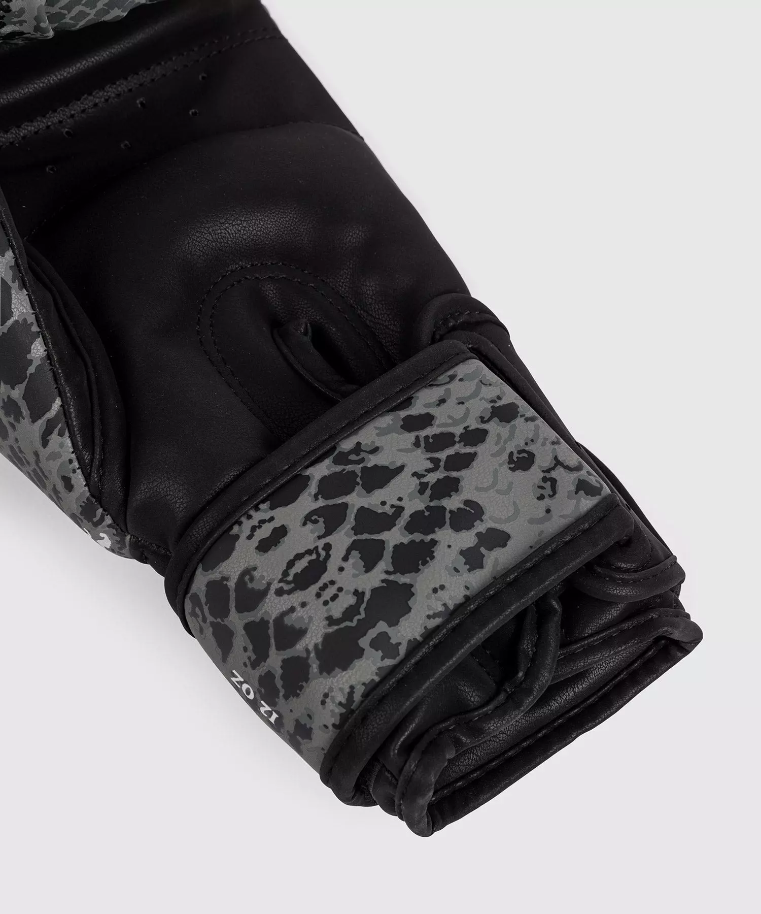 gant-de-boxe-venum-amazonia-gris-fonce
