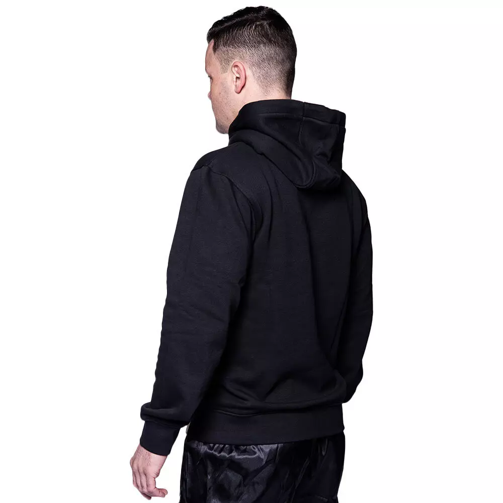pull-8-weapon-noir