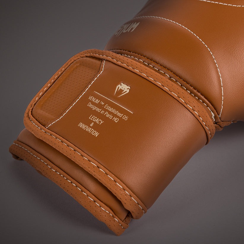 gants-boxe-venum-impact-evo-havana
