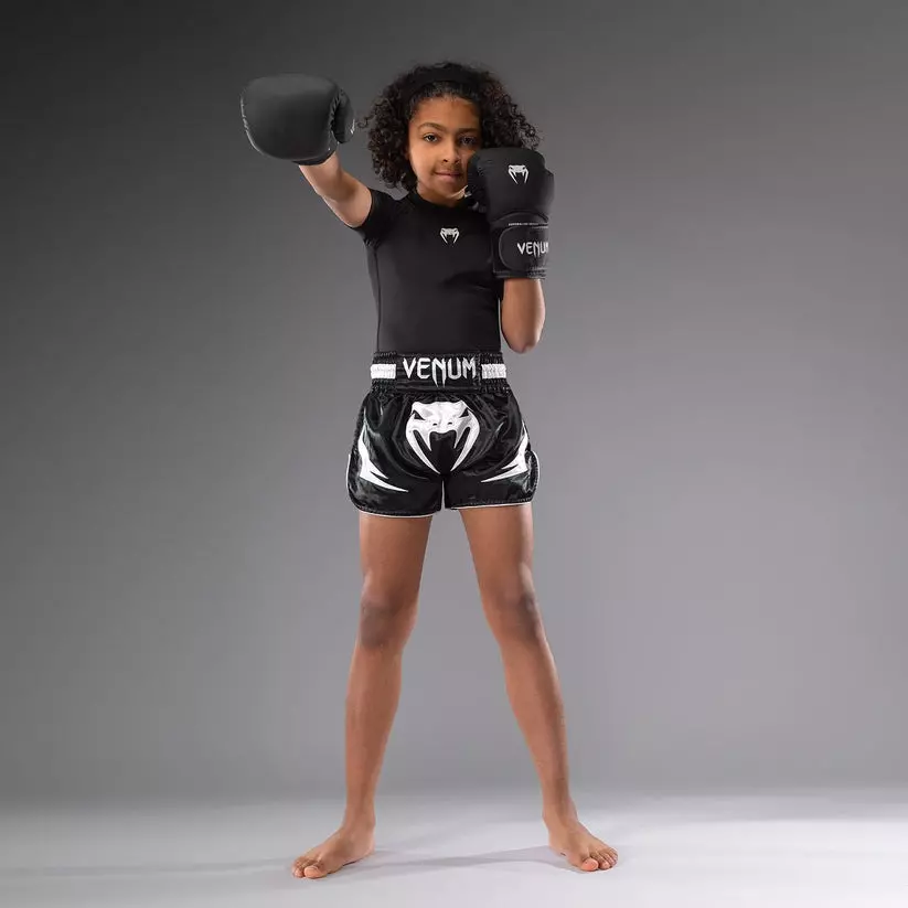 short-boxe-thai-enfant-venum-inferno-noir