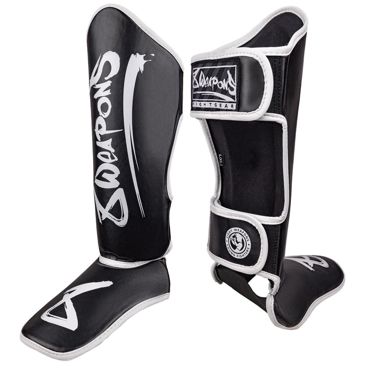 protege-tibias-8-weapons-enfant-noir-blanc