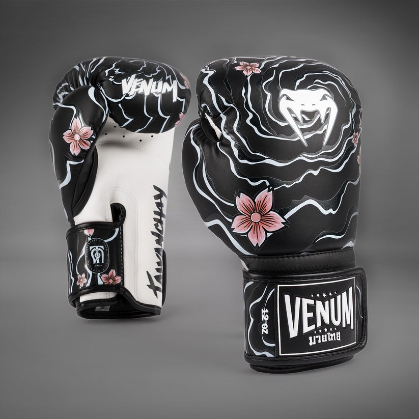 gant-de-boxe-venum-x-tawanchay-noir