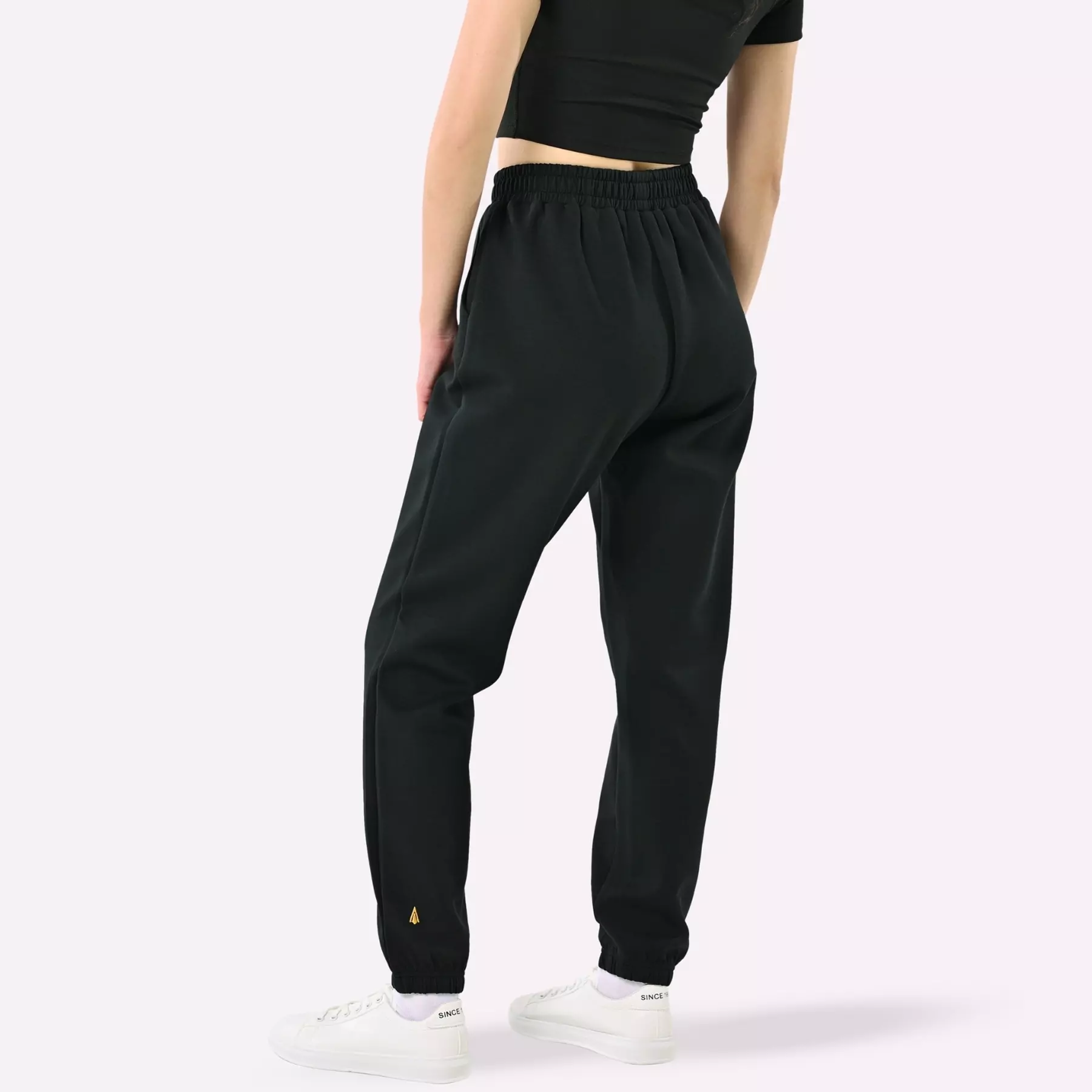 joging-athena-noir