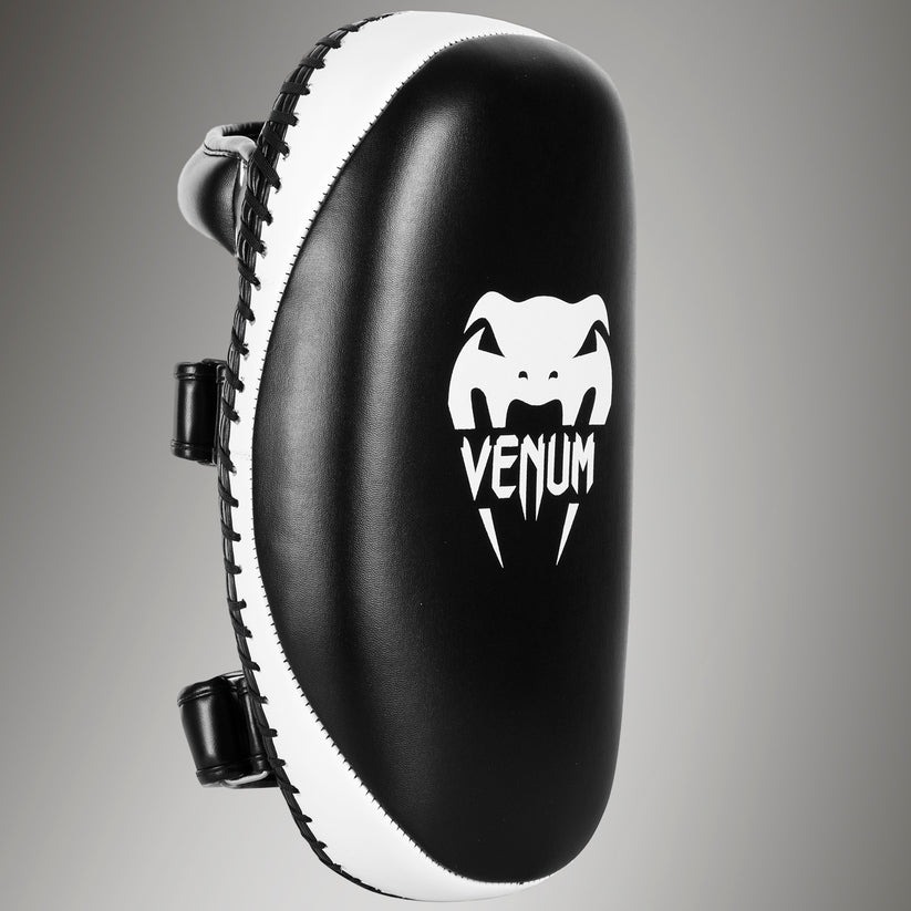 pao-venum-light-noir-et-blanc