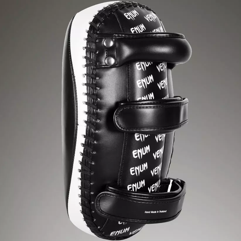 paos-venum-light-noir-et-blanc