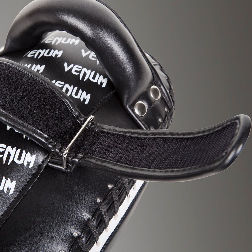 pao-boxe-light-venum-noir-blanc