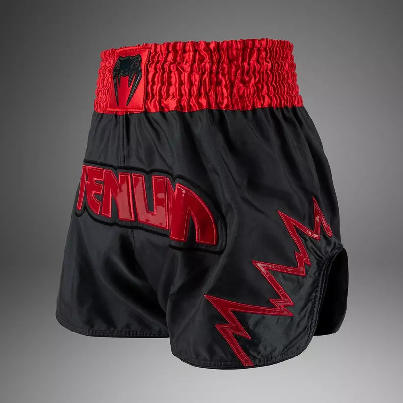 short-de-boxe-thai-venum-inferno-gri-charbon-rouge