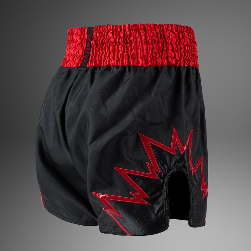 short-de-boxe-thai-venum-inferno-gris-charbon-rouge