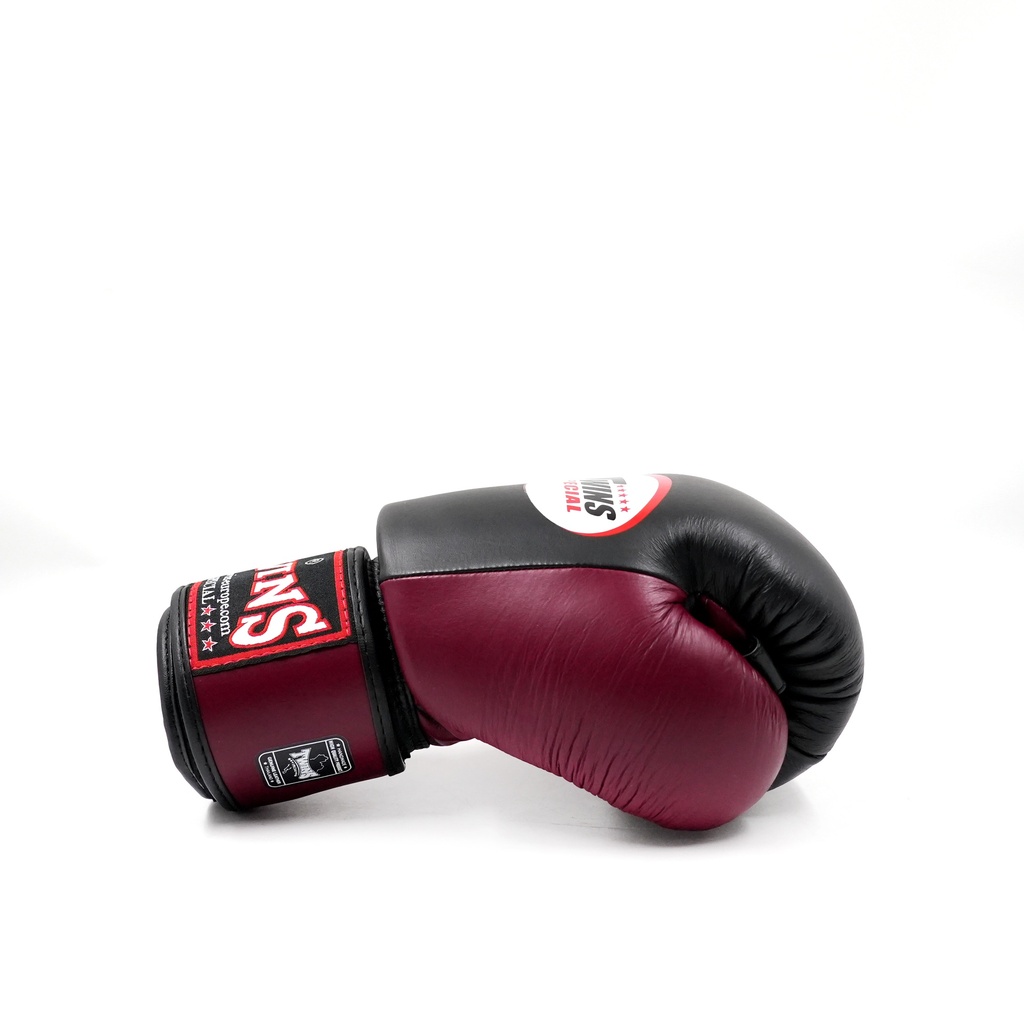 gants-de-boxe-twins-blanc-rouge