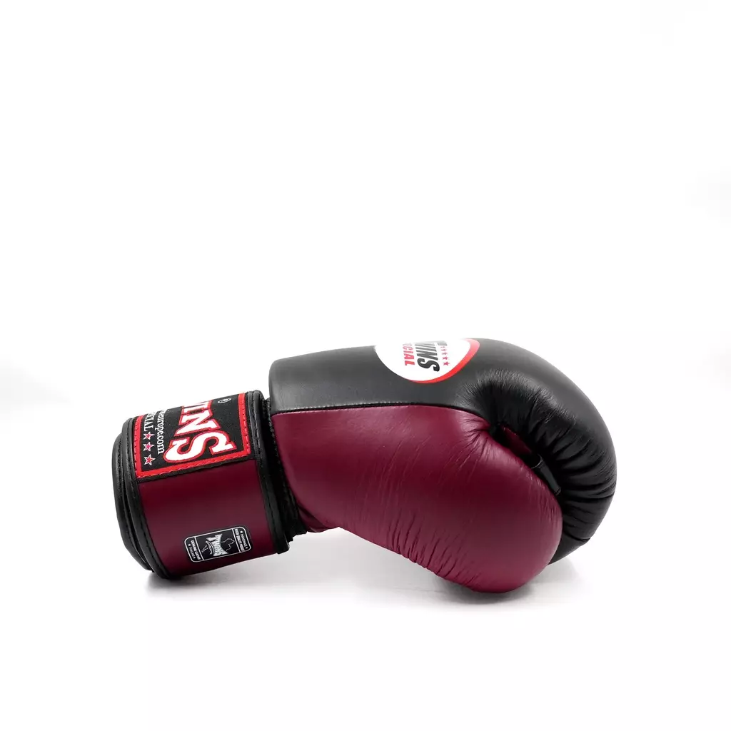 gants-de-boxe-twins-blanc-rouge