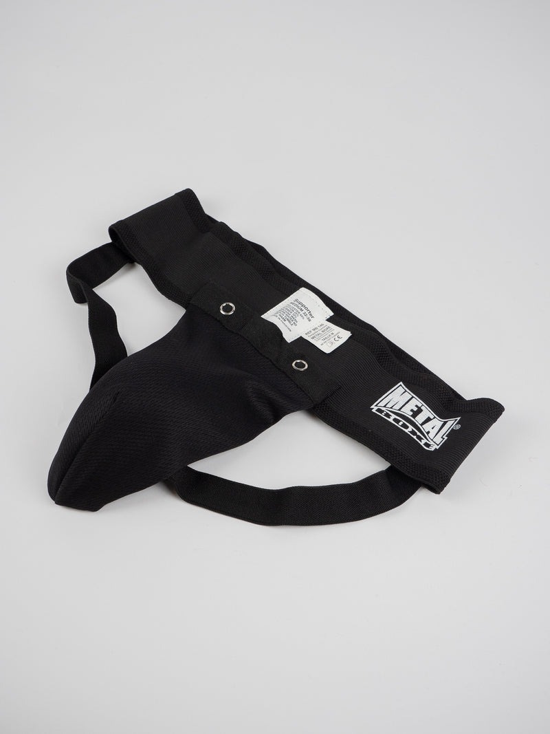coquille-homme-metal-boxe-noir