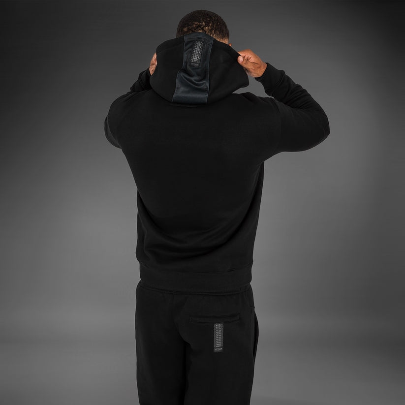 sweat-capuche-venum-silent-power-noir