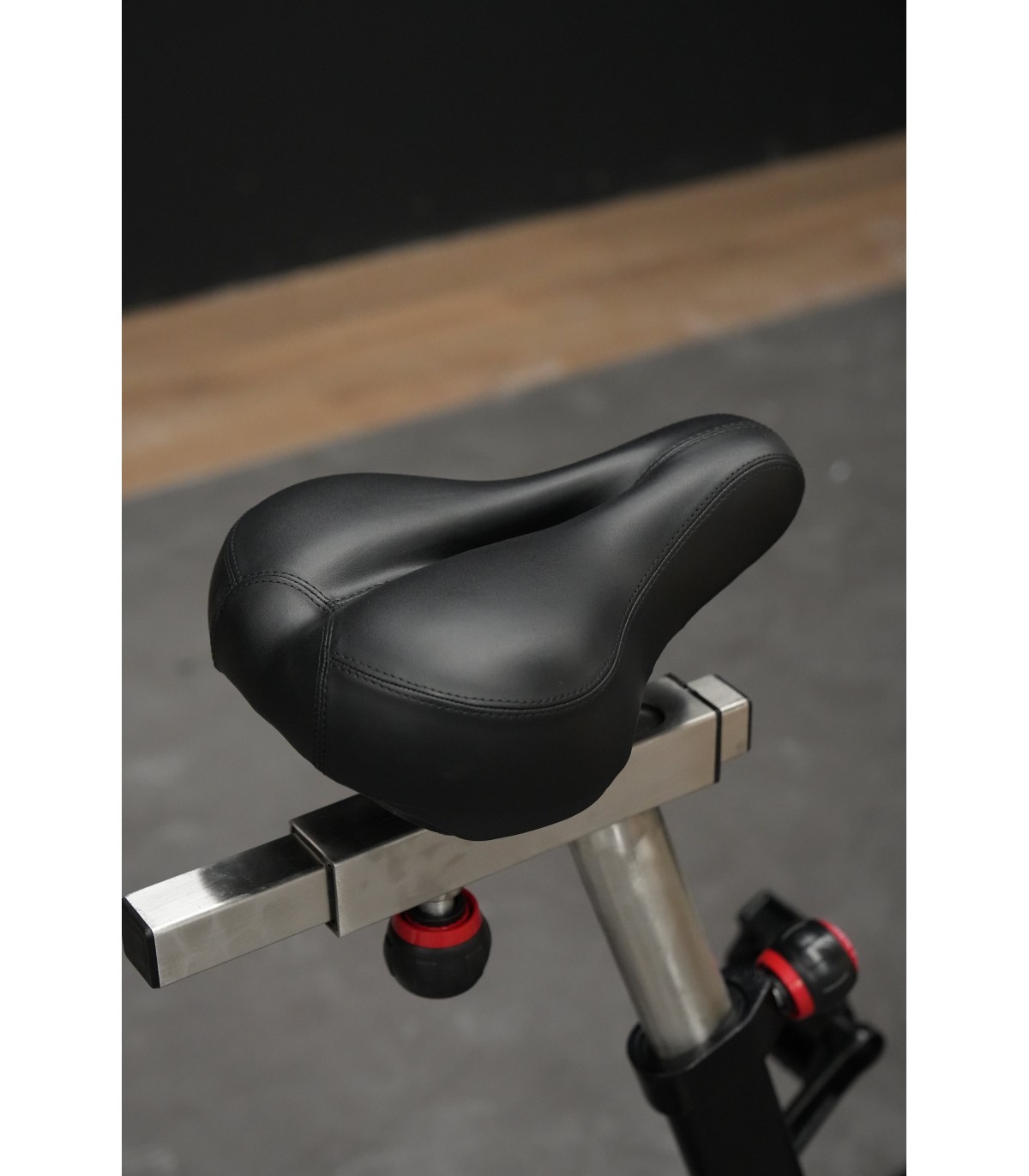 air-storm-bike-sveltu