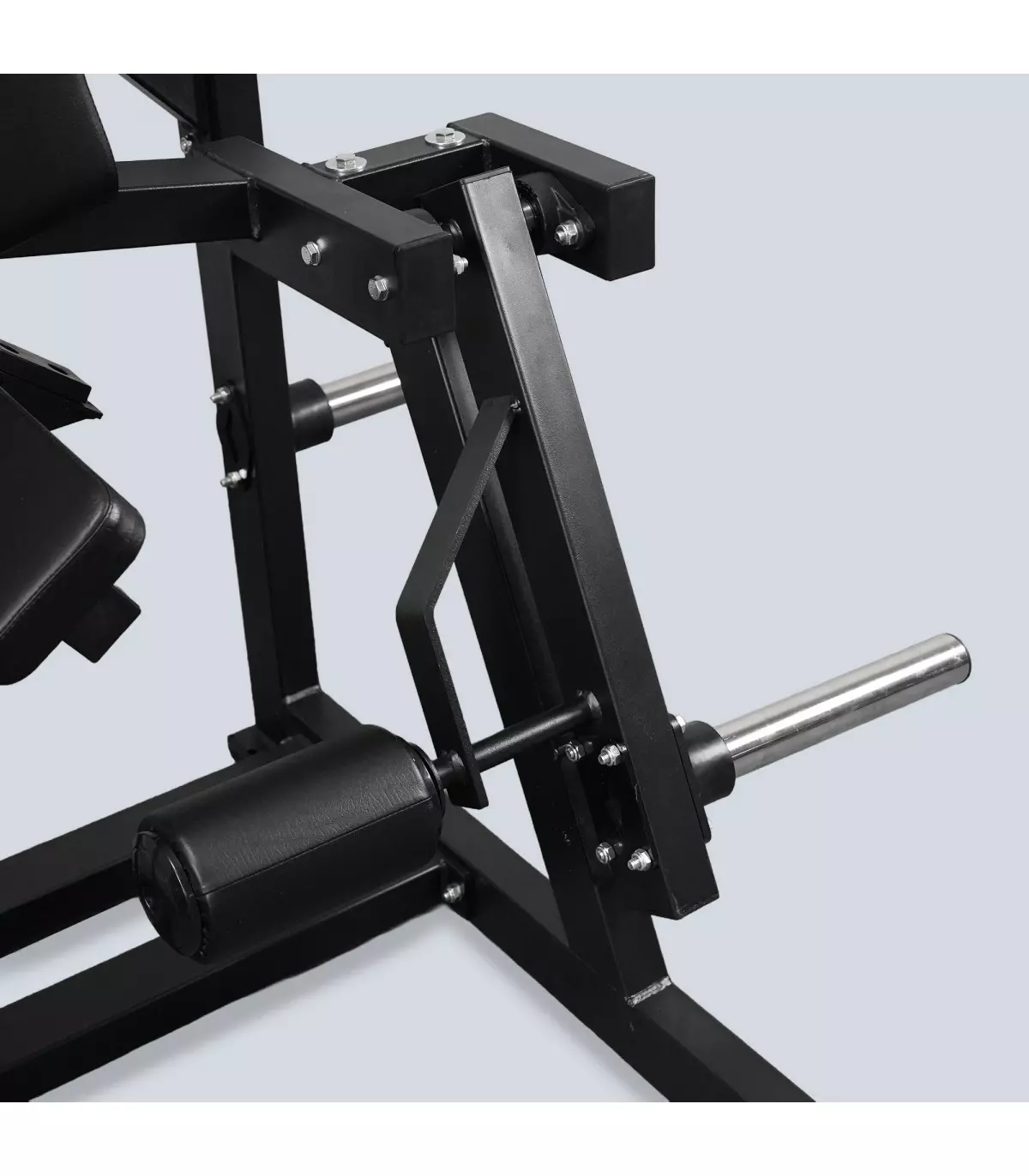iso-lateral-leg-curls-sveltus