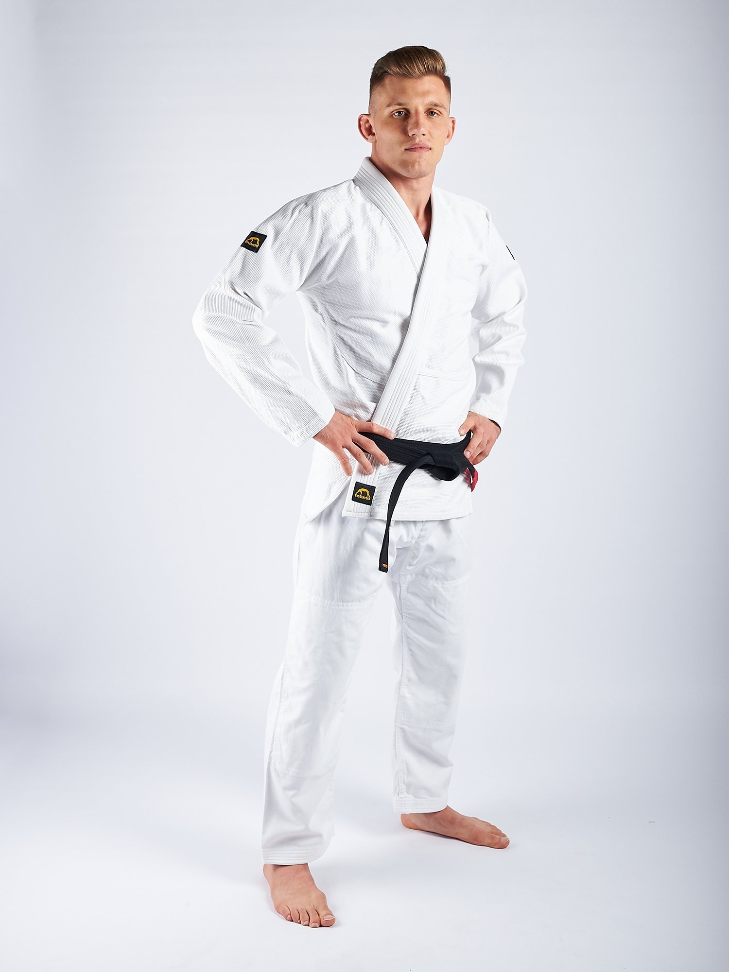 brasilian-jiu-jitsu-gi-manto-base-blanc