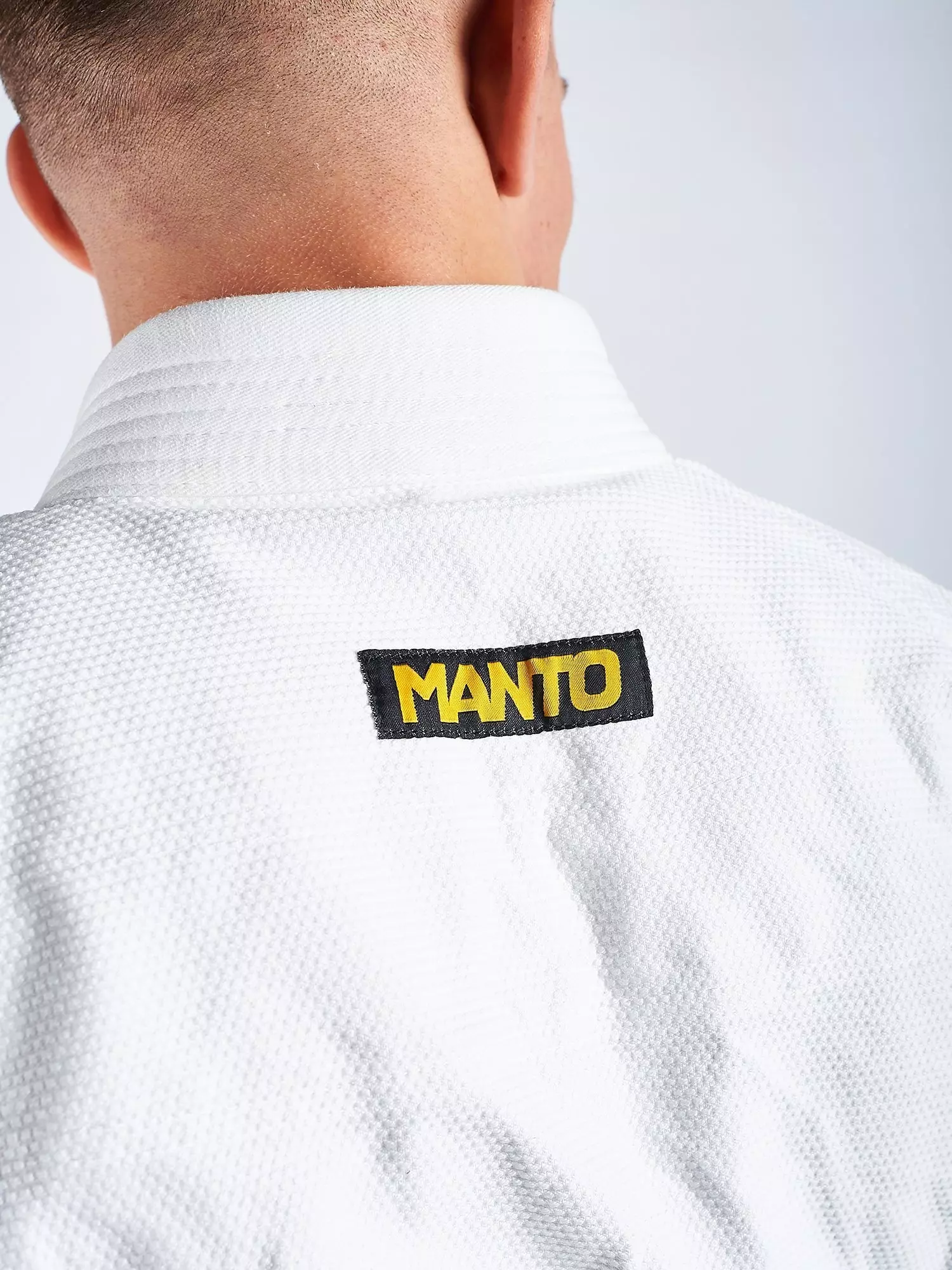 brasilian-jiu-jitsugi-manto-base-2-0-blanc