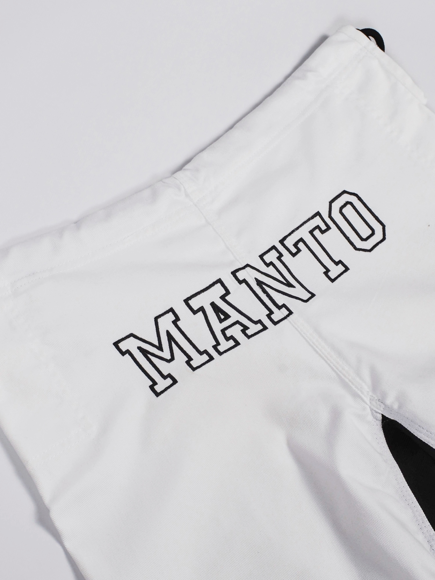 manto-brasilian-jujitsu-gi-miko-blanc
