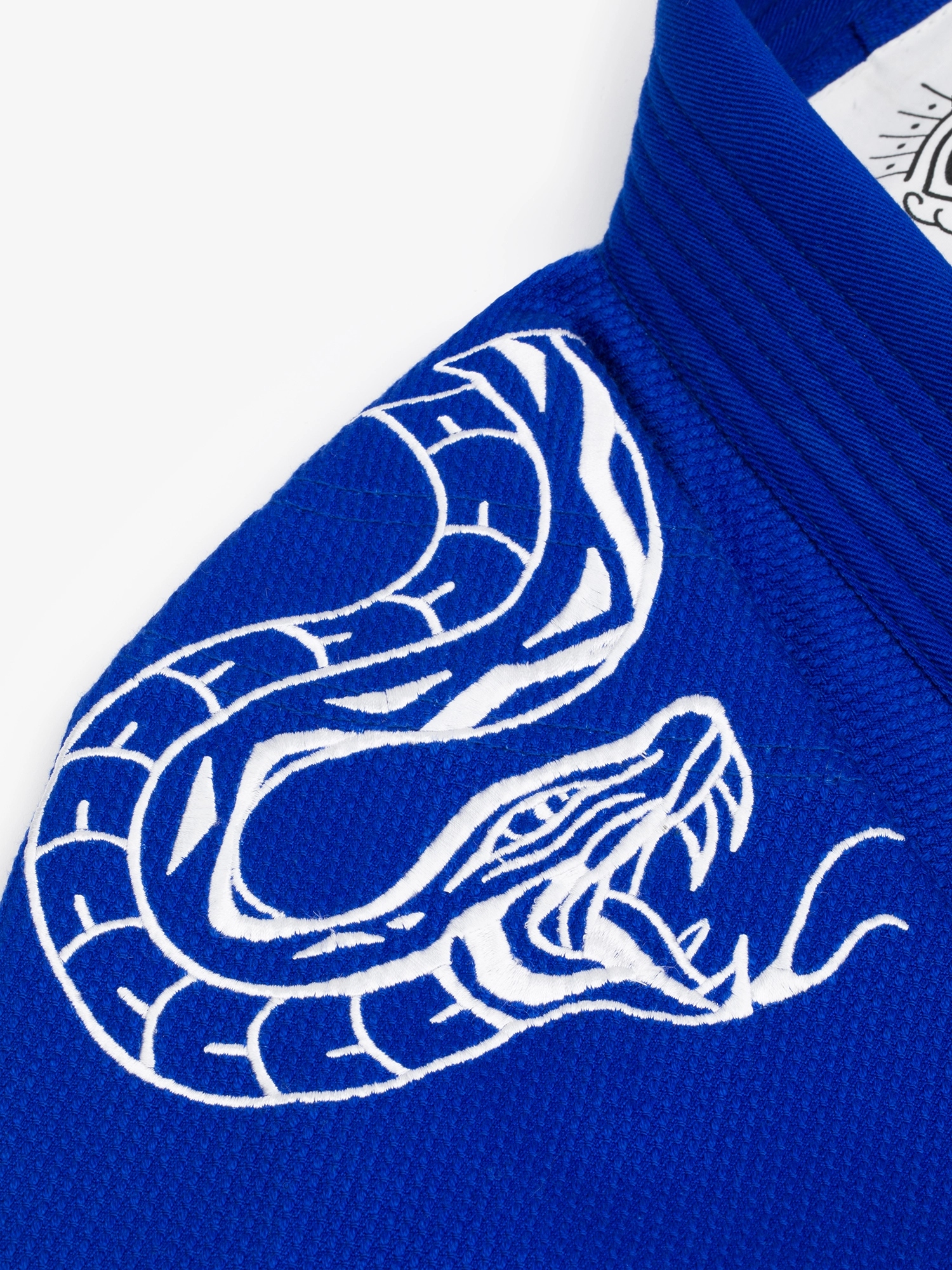 brasilian-jiu-jitsugi-manto-miko-bleu